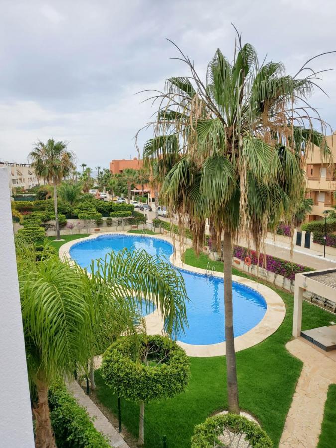 شقة ¡Bajo Extraordinario Con Vistas A La Piscina Y Terraza! مْبيرا المظهر الخارجي الصورة